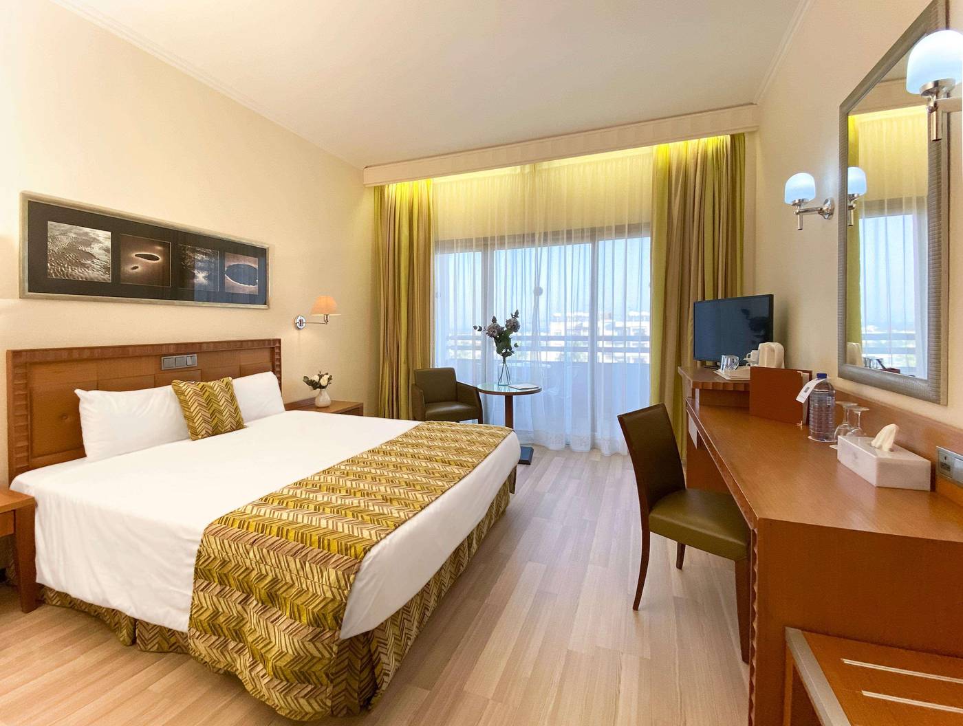 Ajax-Hotel-Room-17
