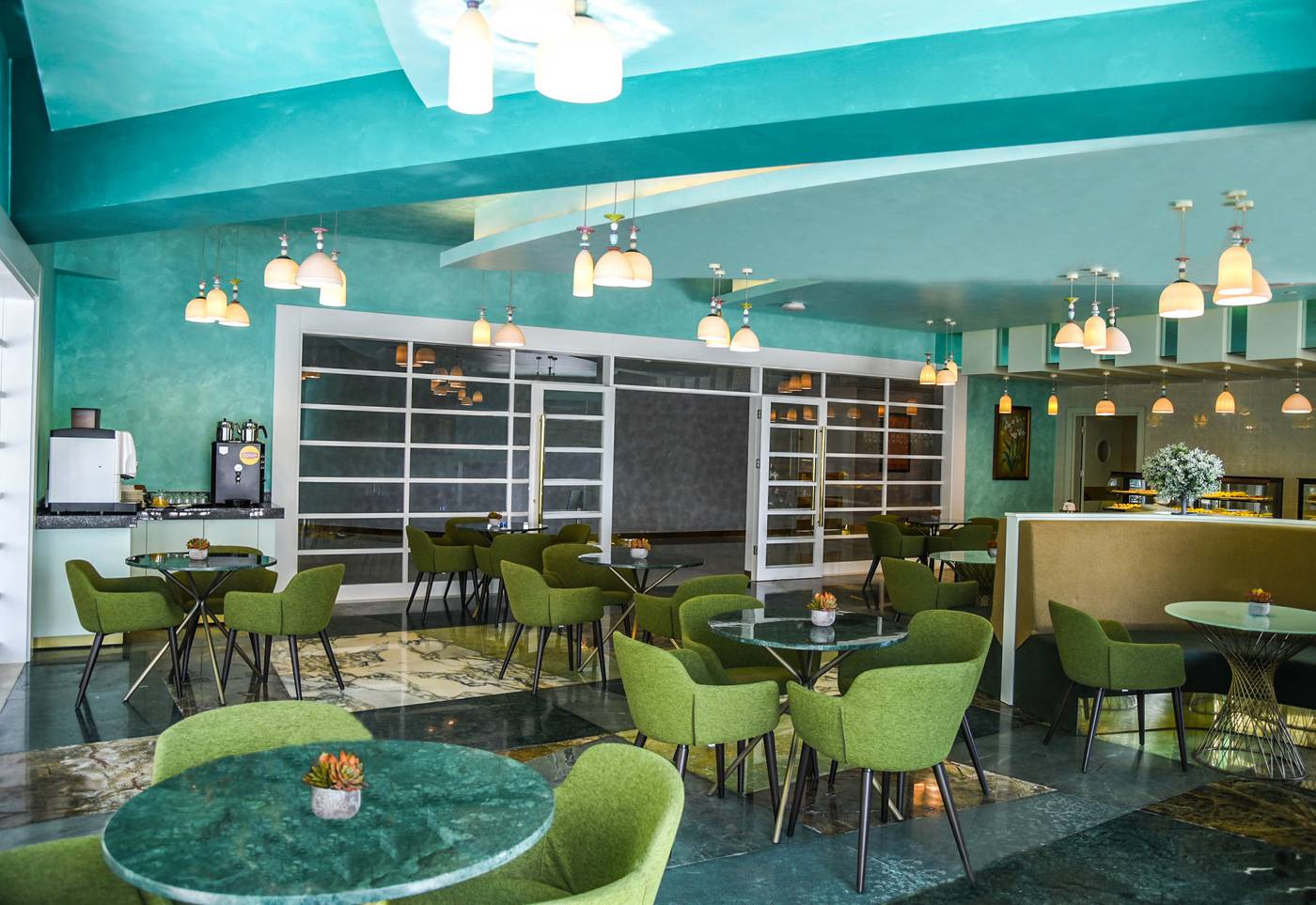 Royal-Wings-Hotel-Restaurant-53