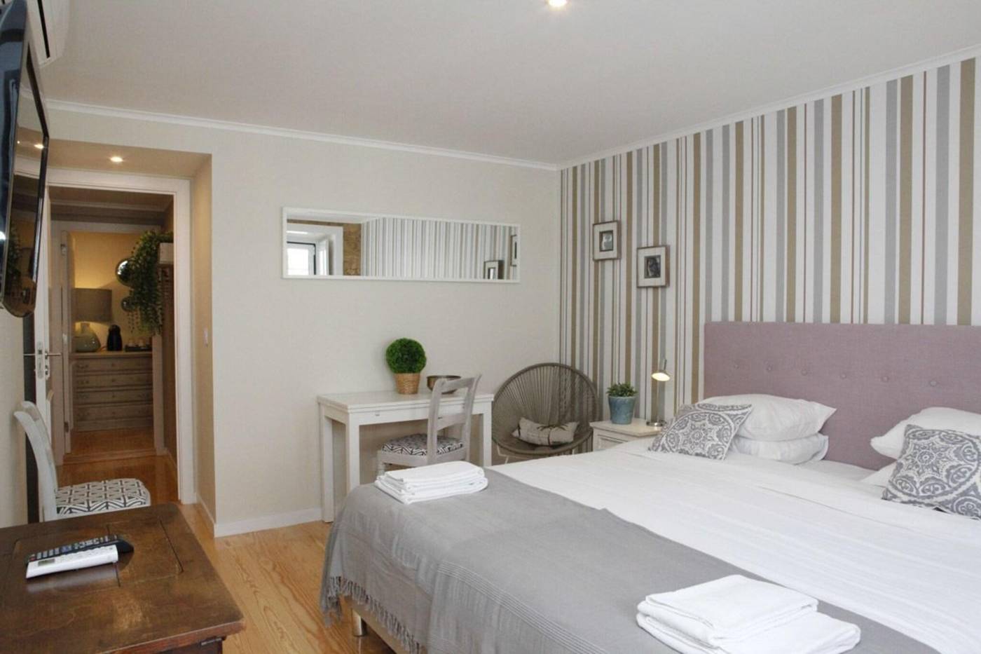 Flores-Guest-House-Room-33