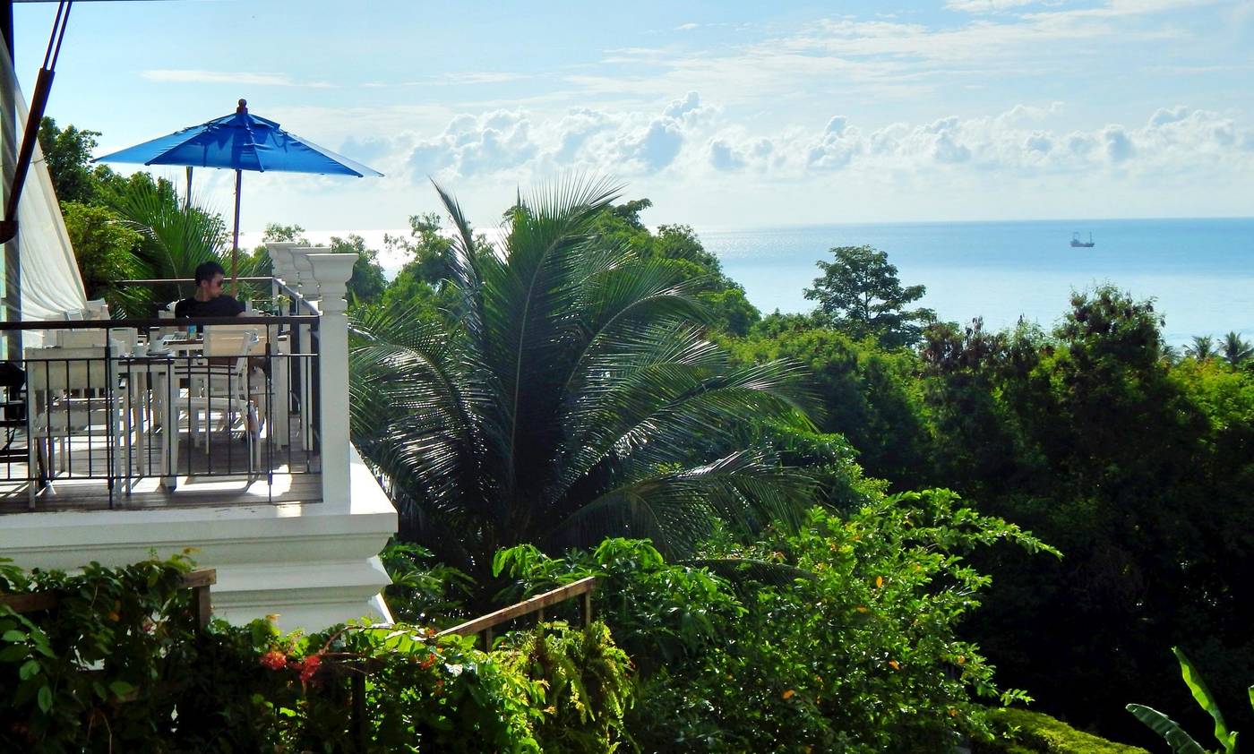 KC-Resort-and-Over-Water-Villa-s-Restaurant-23