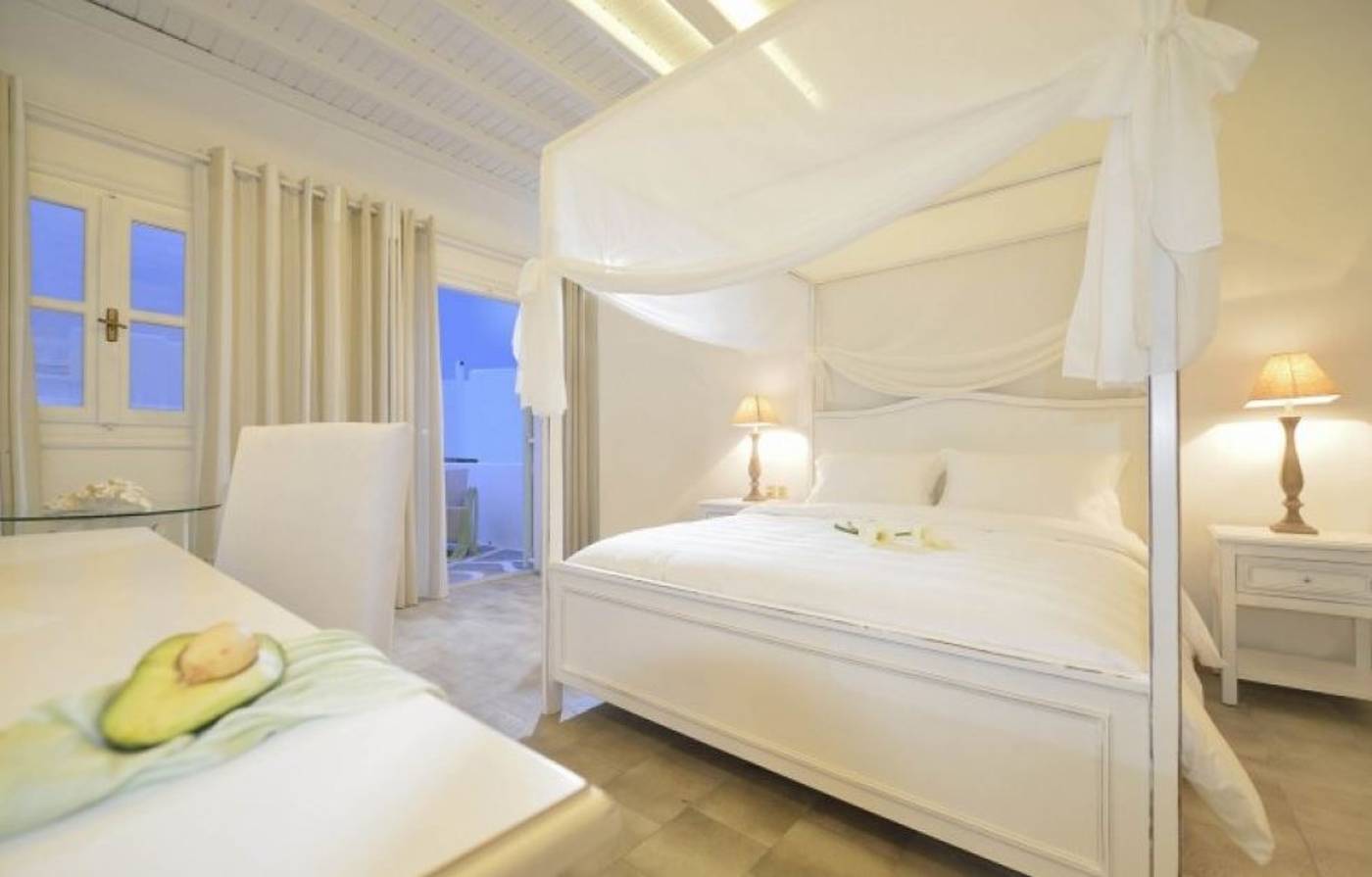 Petinos-Hotel-Room-41