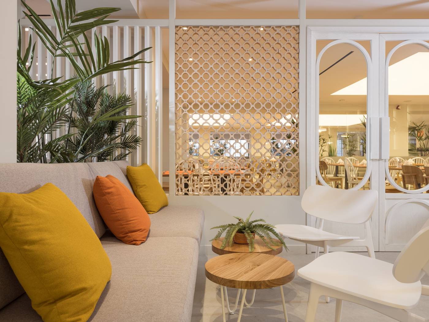 Tsilivi-Admiral-Lobby-21