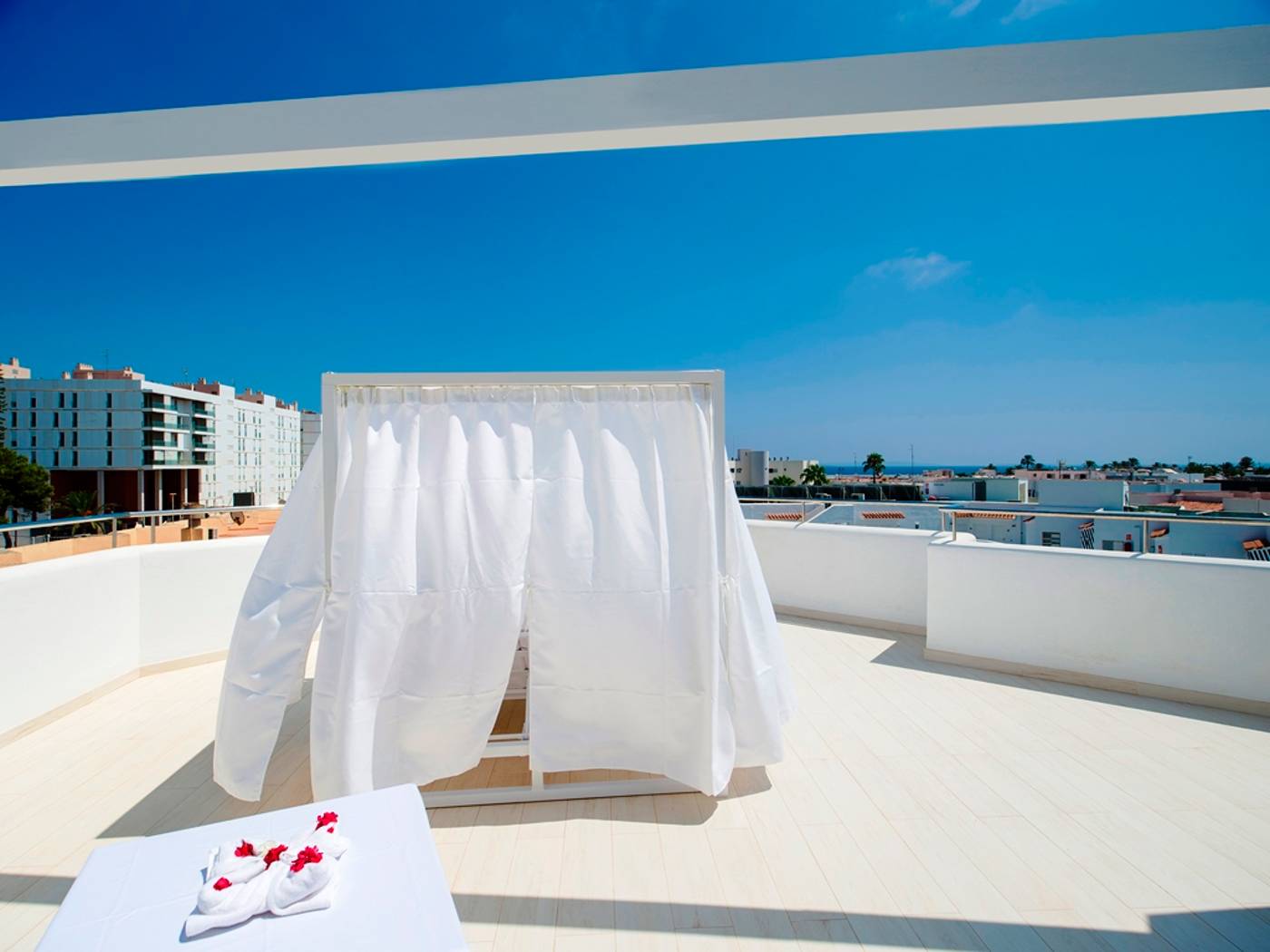 Apartamentos-Squash-Ibiza-Center-Room-37