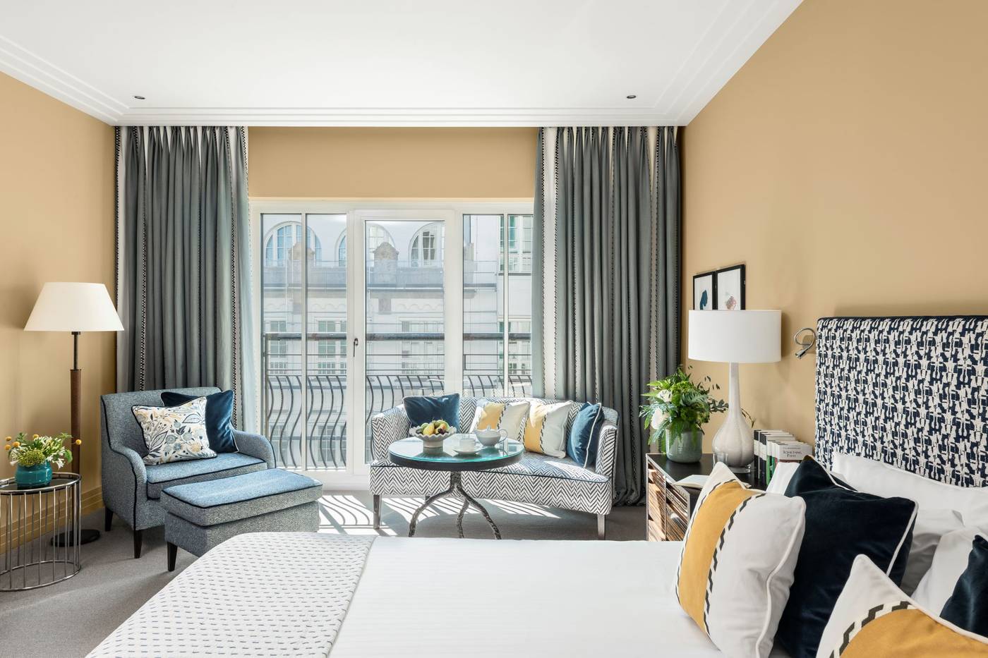 The-Charles-Hotel-Room-28