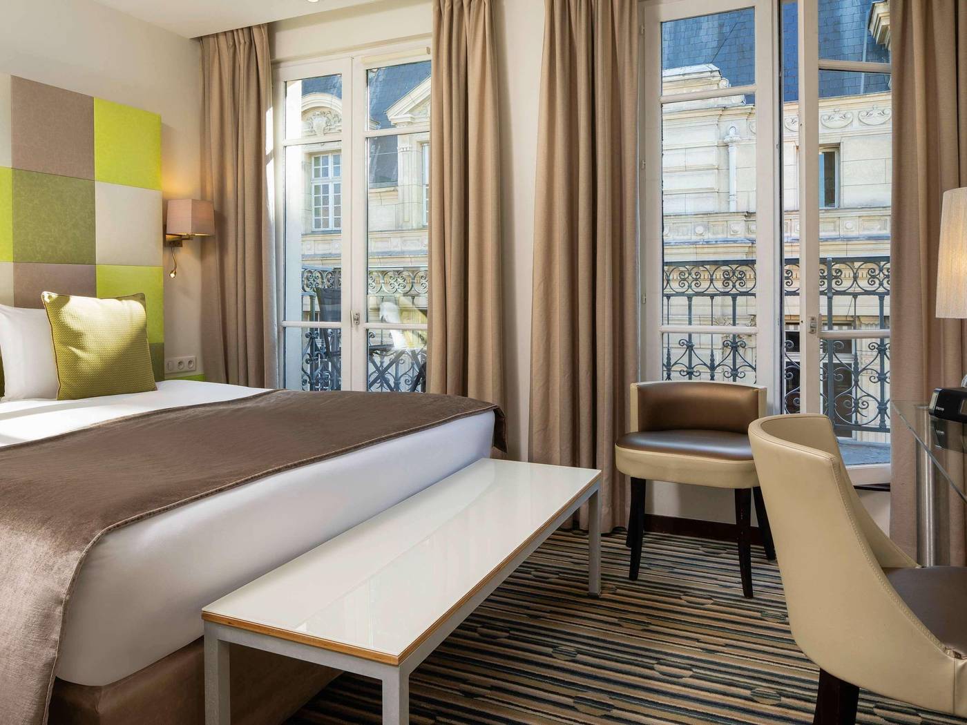 Mercure-Paris-La-Sorbonne-Saint-Germain-des-Pres-Room-9