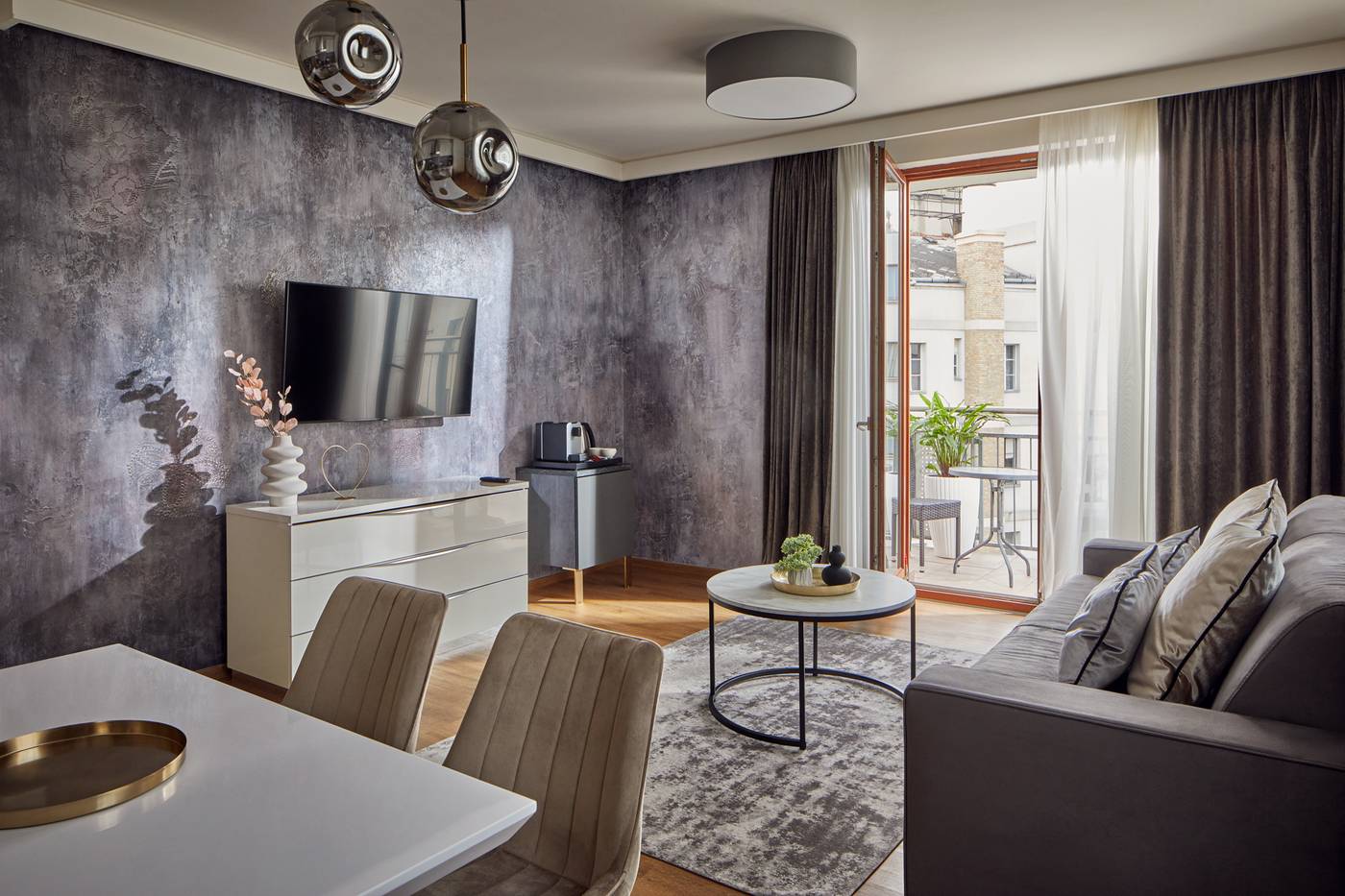 7Seasons-Apartments-Budapest-Room-10