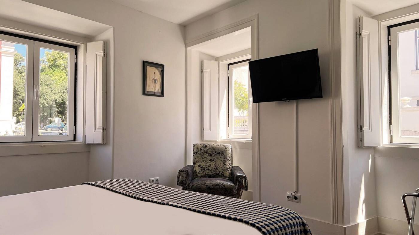 Casa-Do-Jasmim-By-Shiadu-Room-52