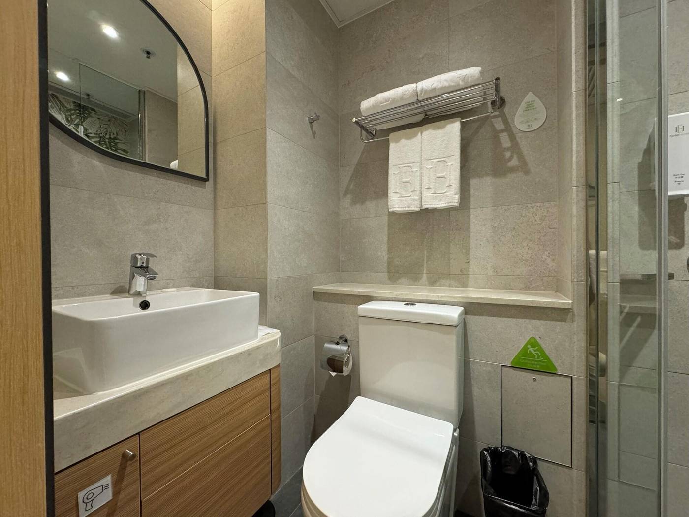 Hotel-YX-Lai-Chi-Kok-Room-9