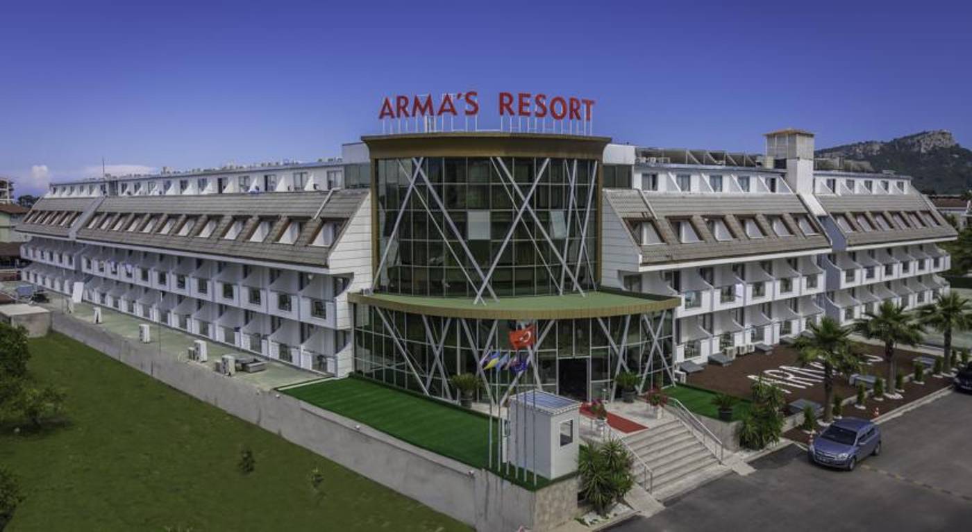 Arma's Resort Hotel