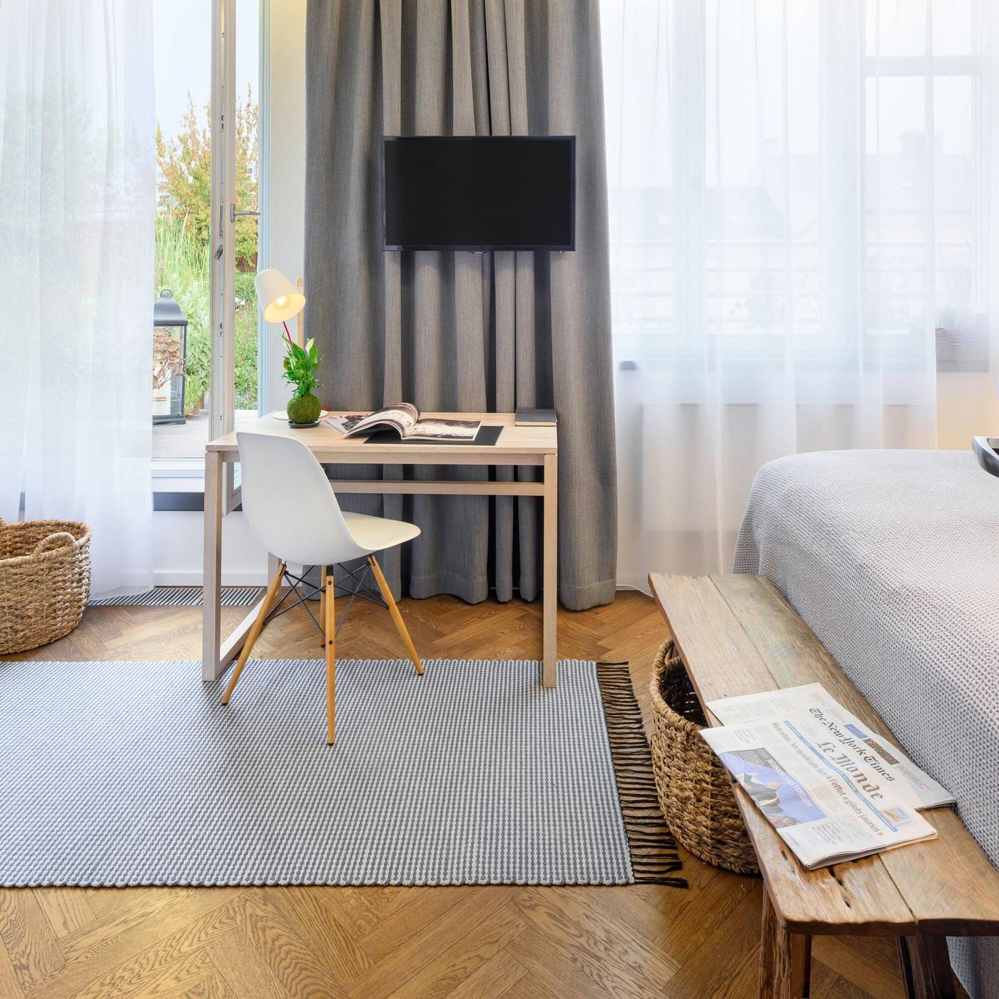 Mosaic-House-Design-Hotel-Room-24