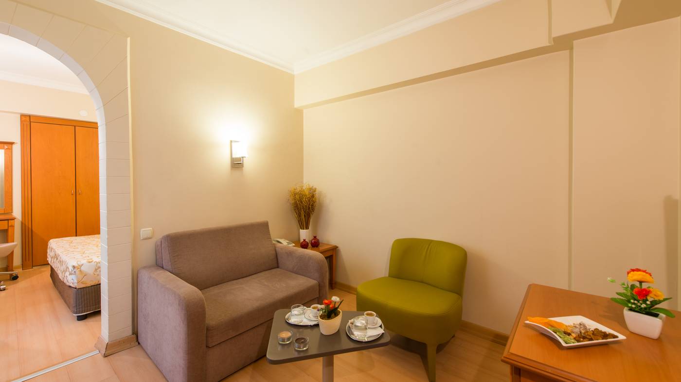 Prestige-Hotel-Old-City-Room-41