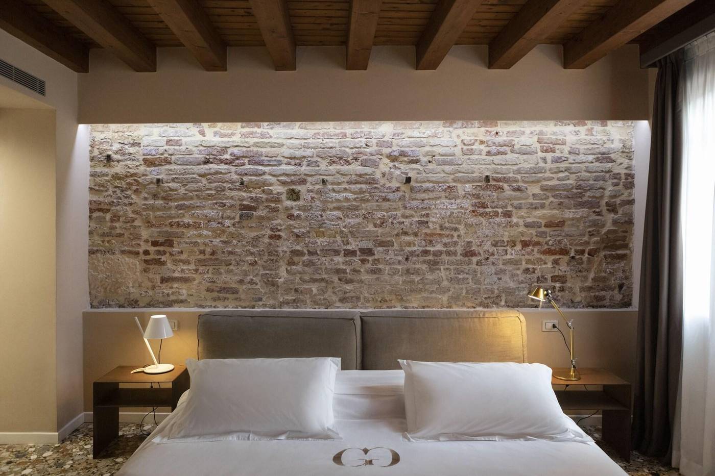 Corte-Di-Gabriela-Room-48