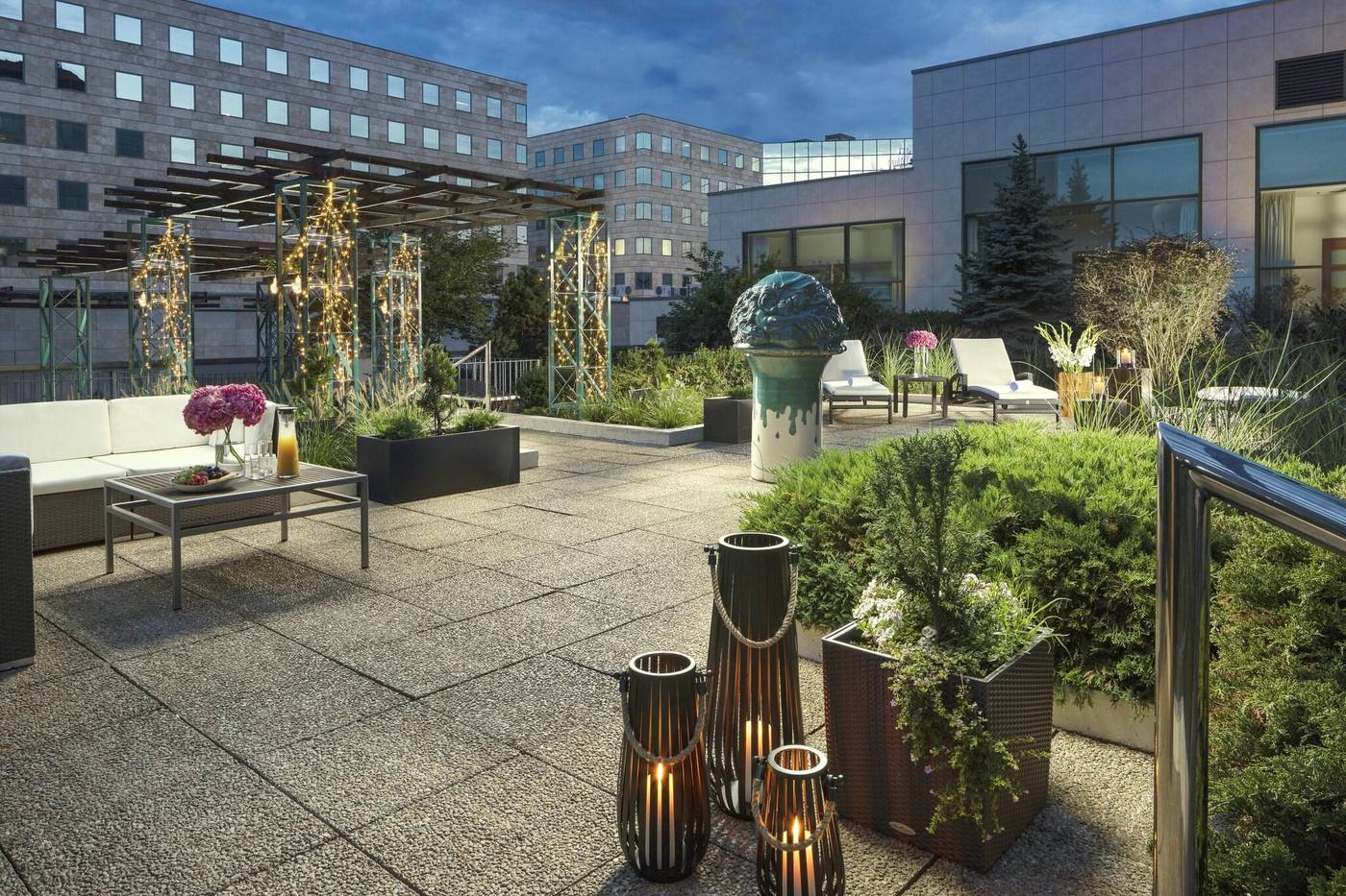 Hilton-Prague-Terrace-2