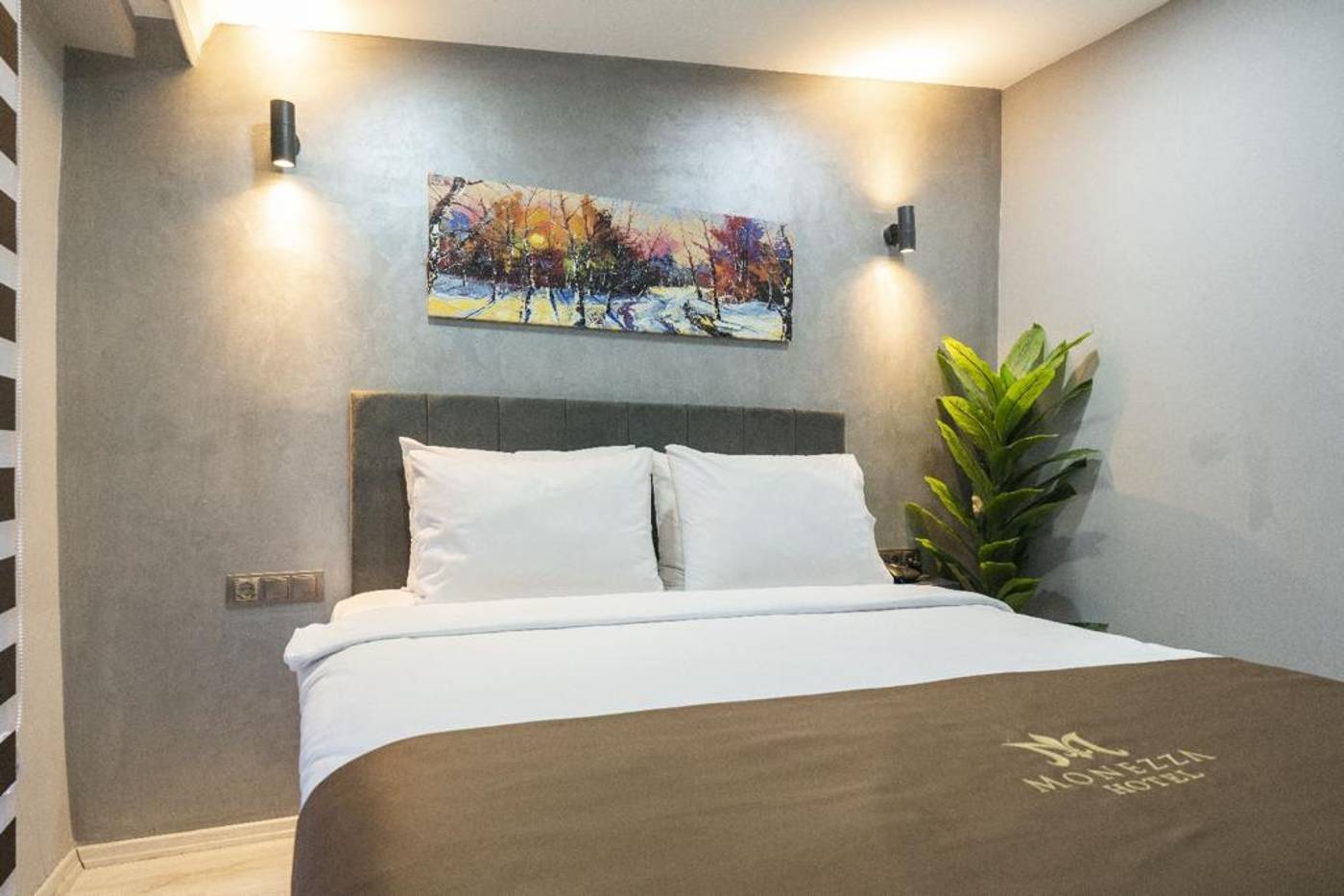 Monezza-Hotel-Room-54