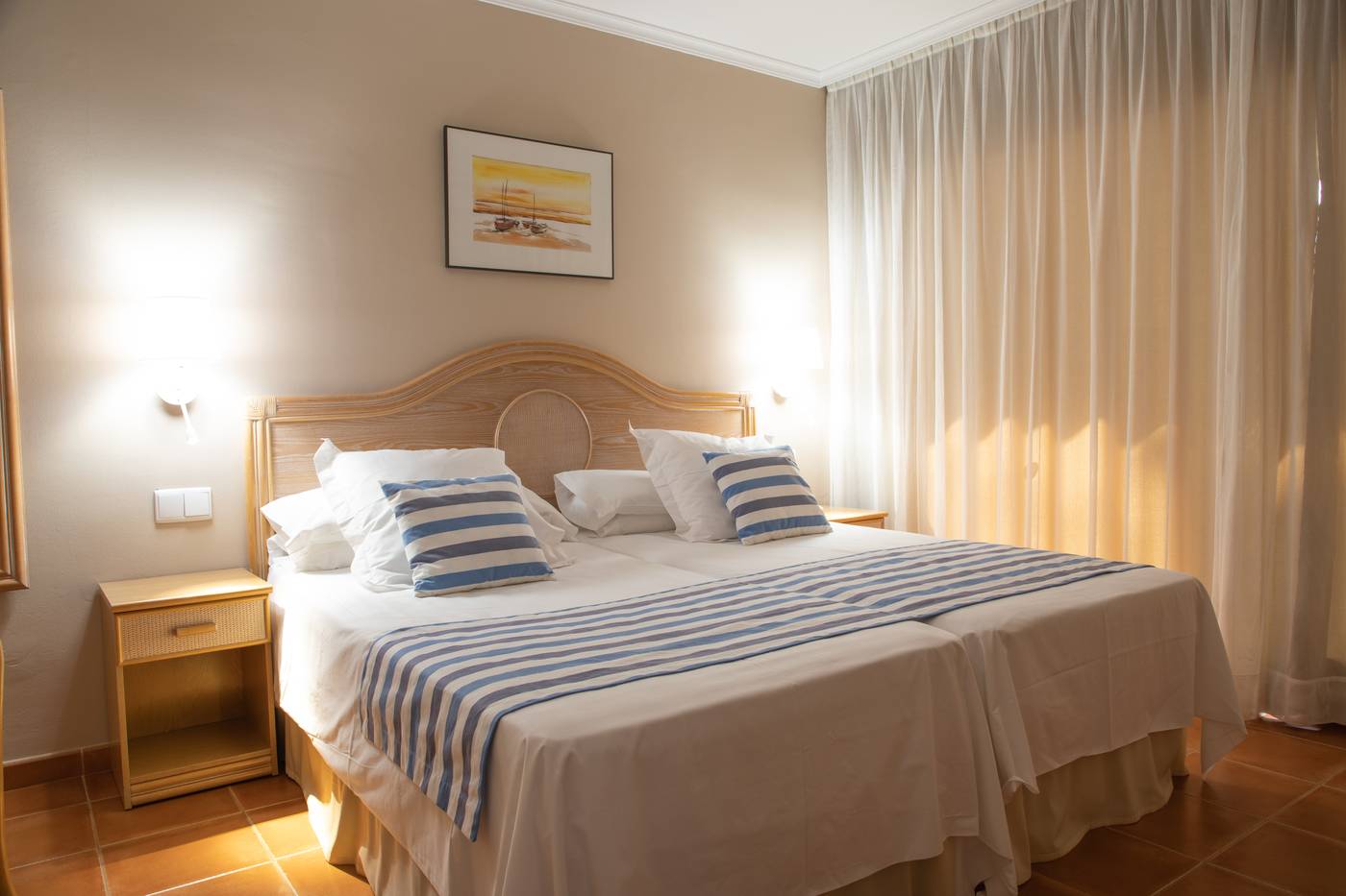 Les-Palmeres-Room-19