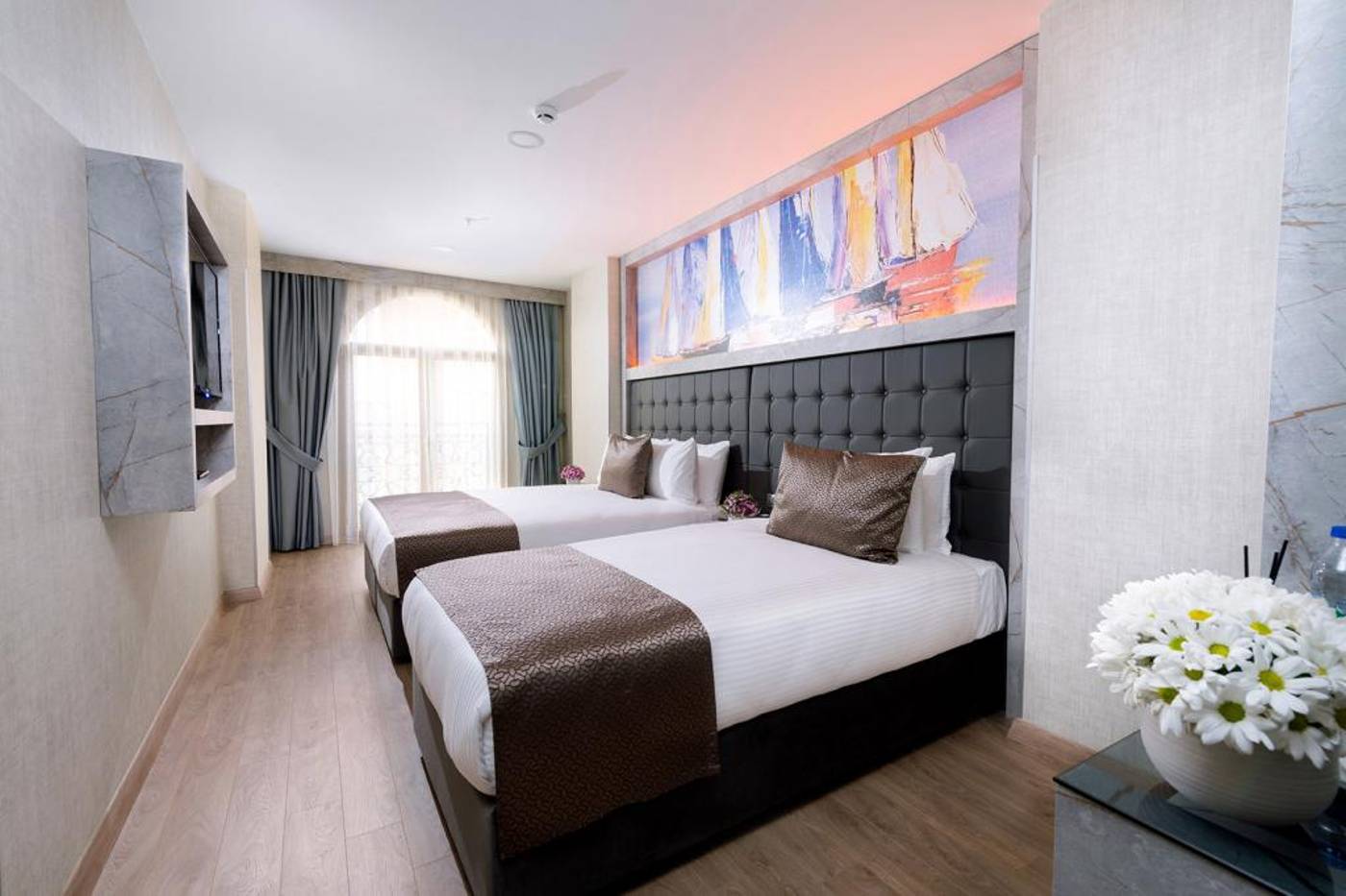 Four-Sides-Sisli-Room-20