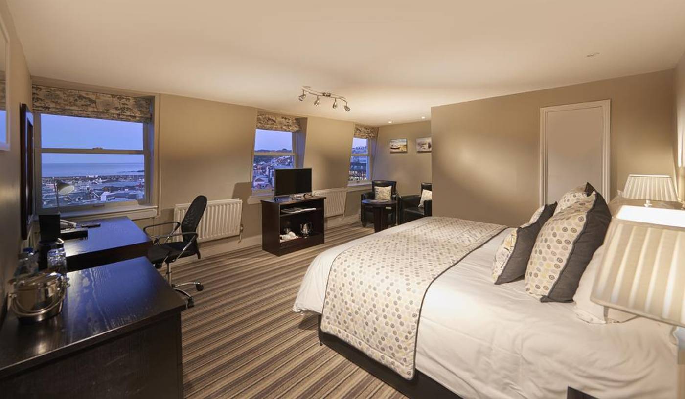 La-Fregate-Hotel-Room-6