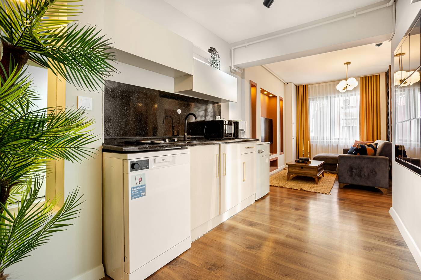 Port-Galata-Suites-Room-21