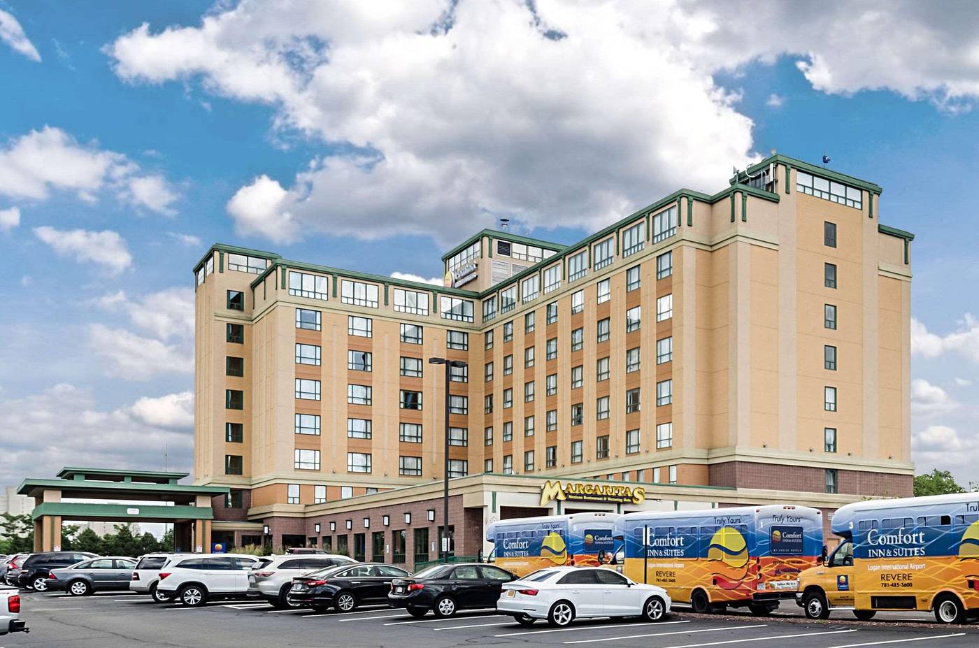 Comfort-Inn---Suites-Logan-Airport-General-view-2