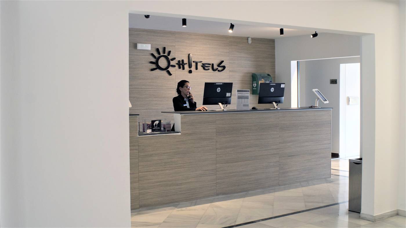 Carabela-Beach---Golf-Hotel-Lobby-61