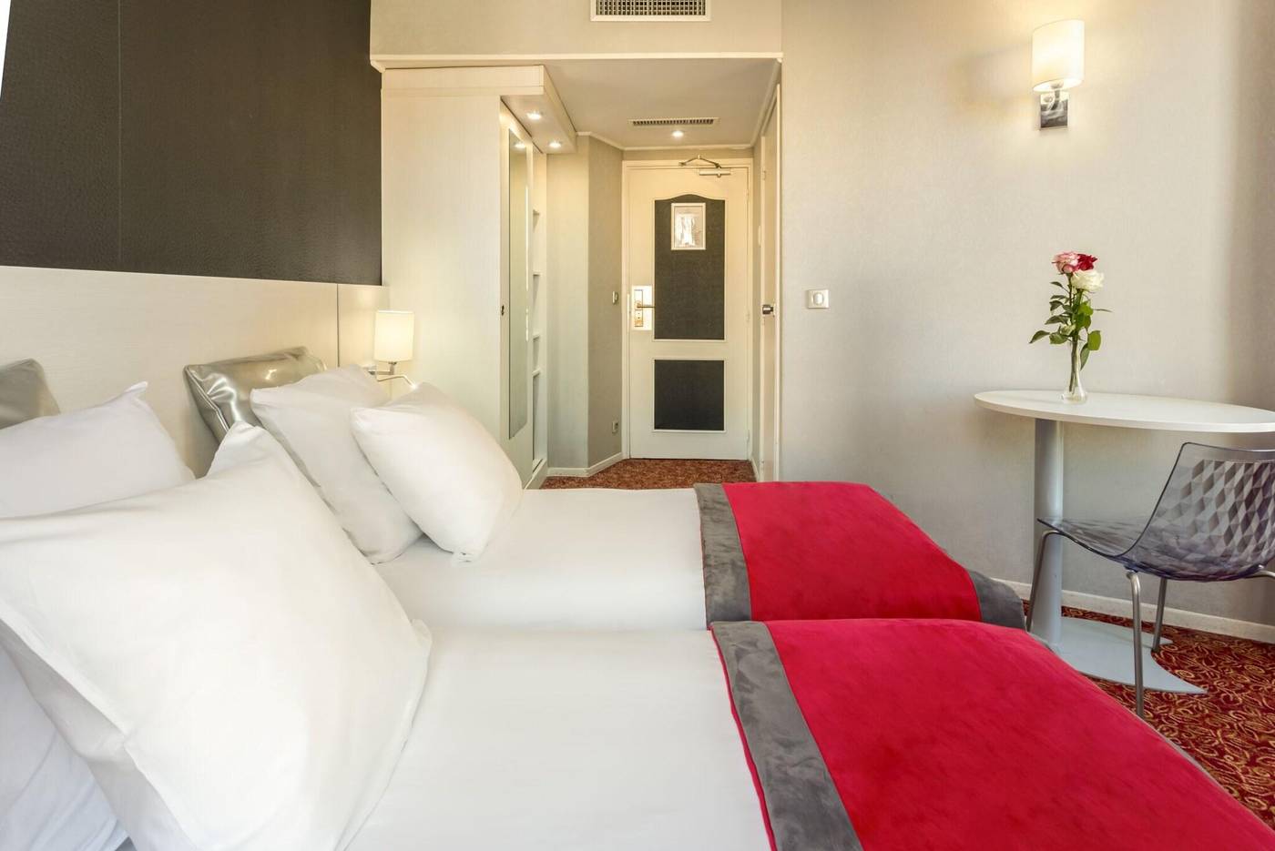 Berkeley-Hotel-Room-9