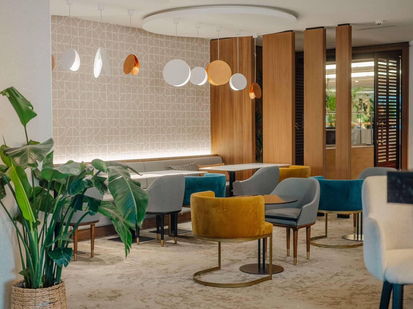 Novotel-Paris-Tour-Eiffel-Bar-14