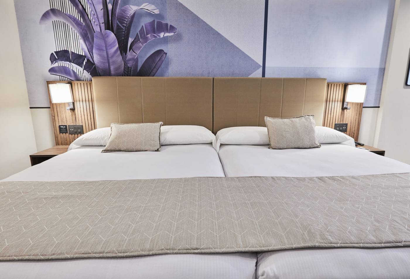 Riu-Plaza-Manhattan-Times-Square-Room-20