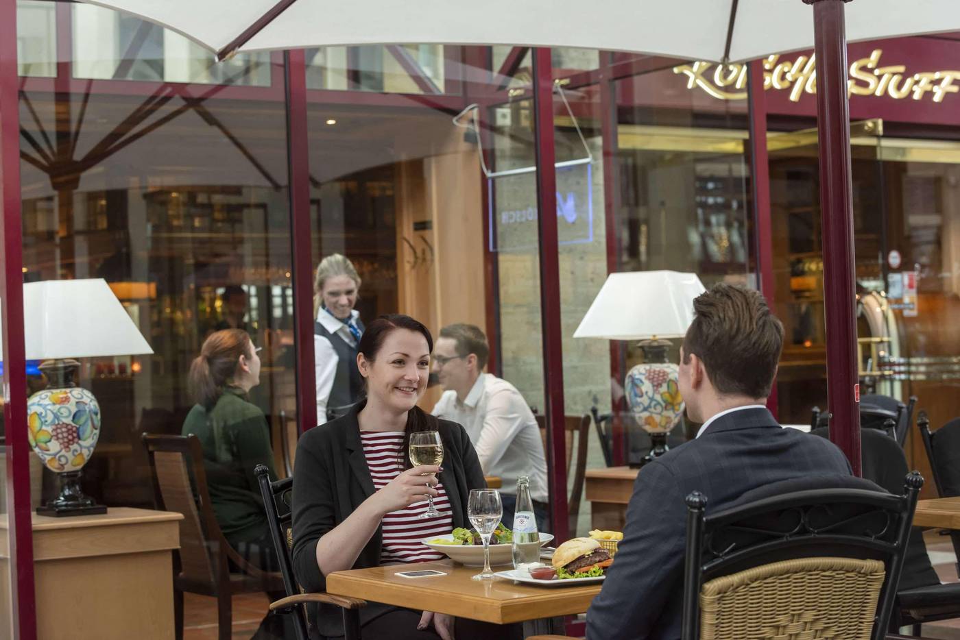 Maritim-Hotel-Cologne-Restaurant-20