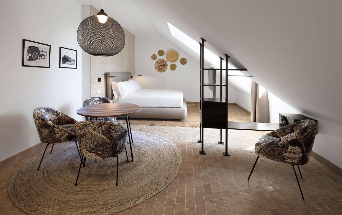 Atocha-Hotel-Madrid--Tapestry-Collection-by-Hilton-Room-8