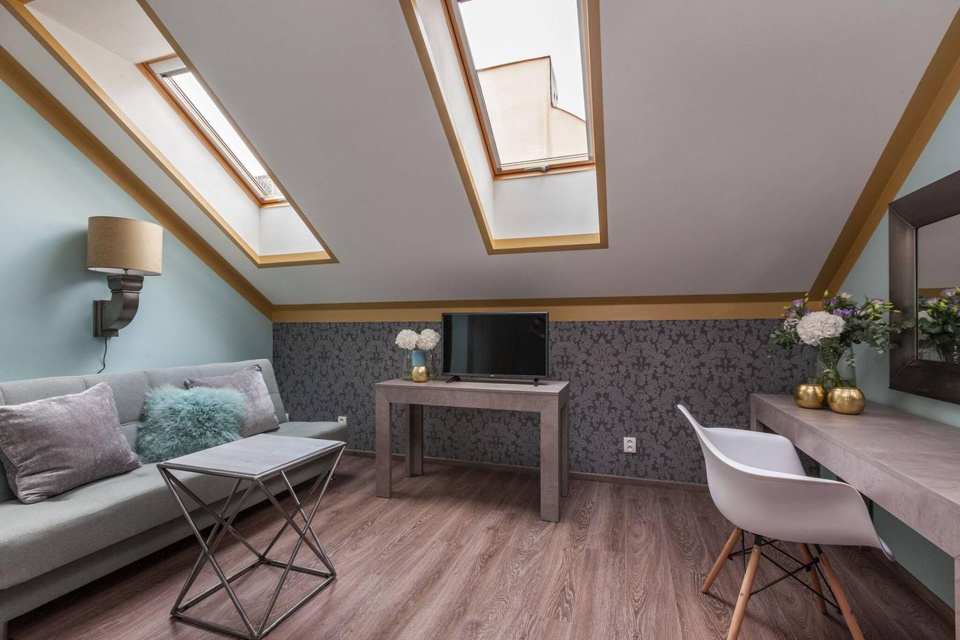 Gorgeous-Prague-Rooms-Room-10