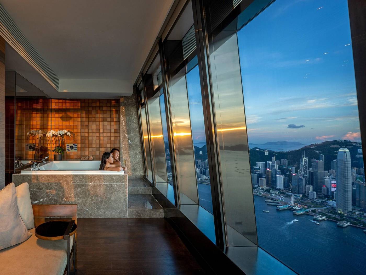The-Ritz-Carlton--Hong-Kong-Sports-and-Entertainment-47