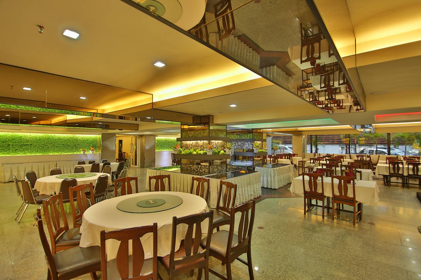 Convenient-Park-Bangkok-Sukhumvit-Restaurant-36
