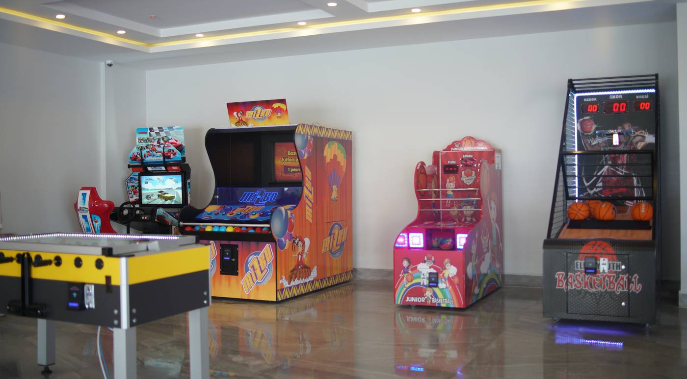 Club-Aqua-Plaza-Sports-and-Entertainment-65