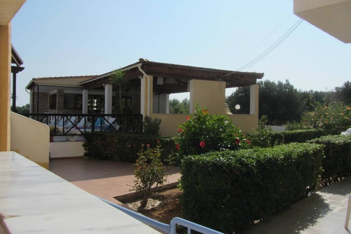 Mareva-Apartments-Terrace-7