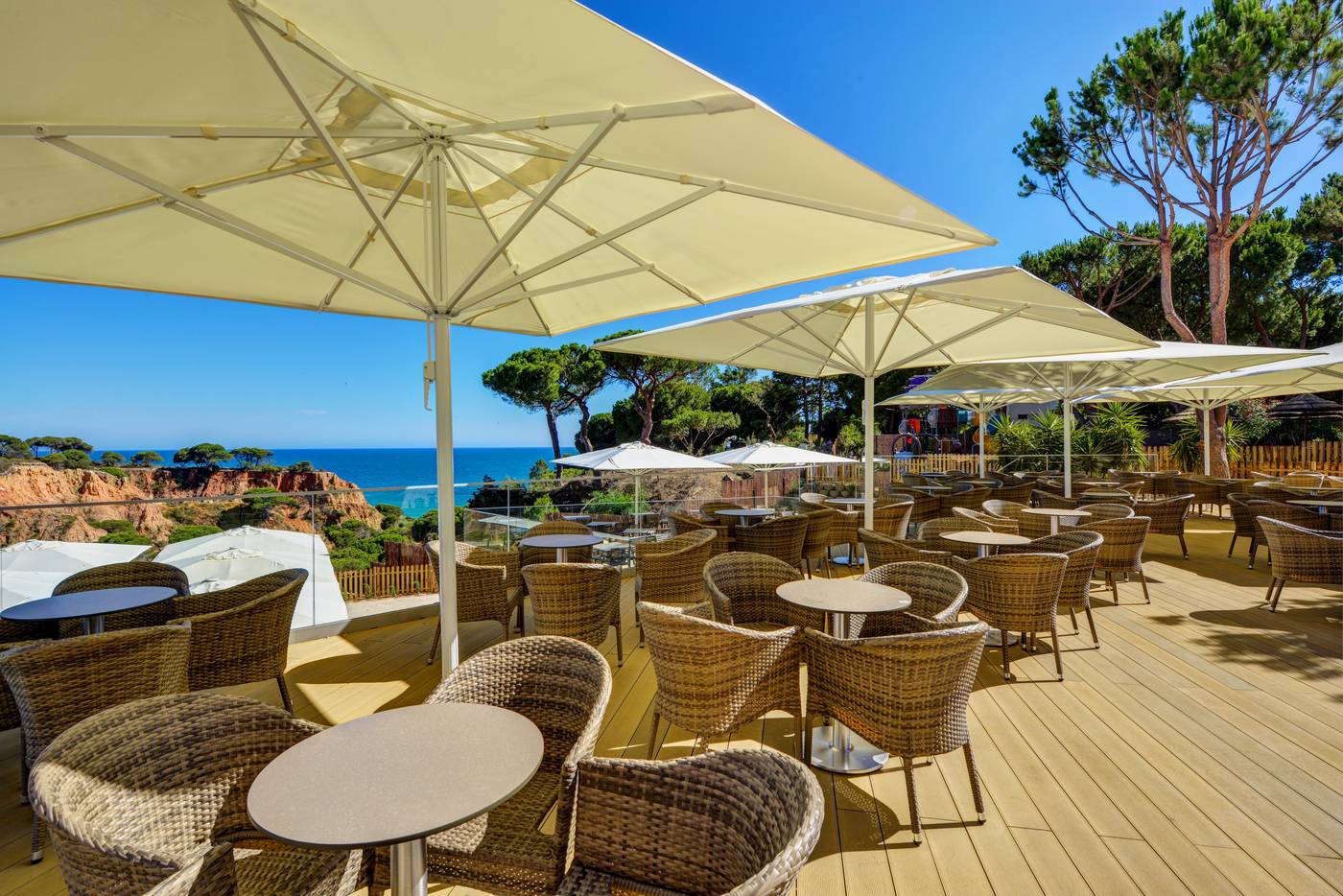08.10.25 3HB Falesia Beach
