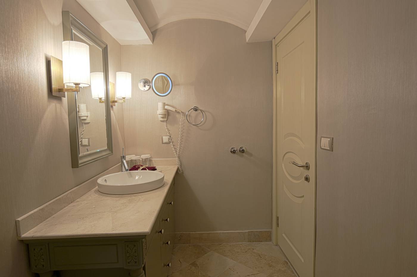 Pine-Hill-Hotel-Room-27