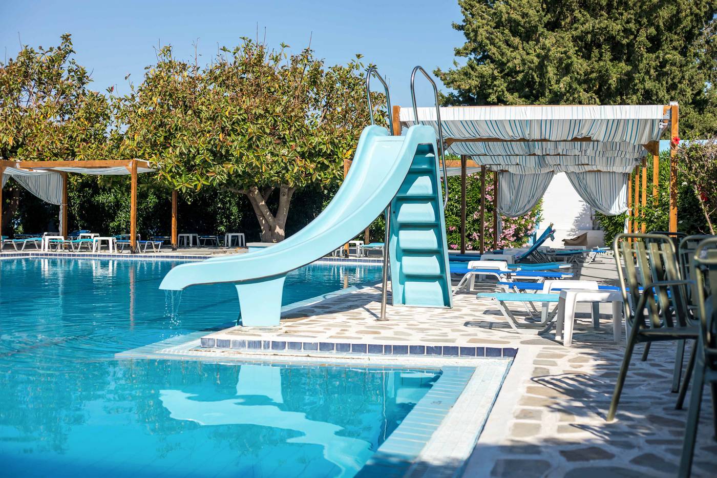 Belvita-Hotel-Pool-13