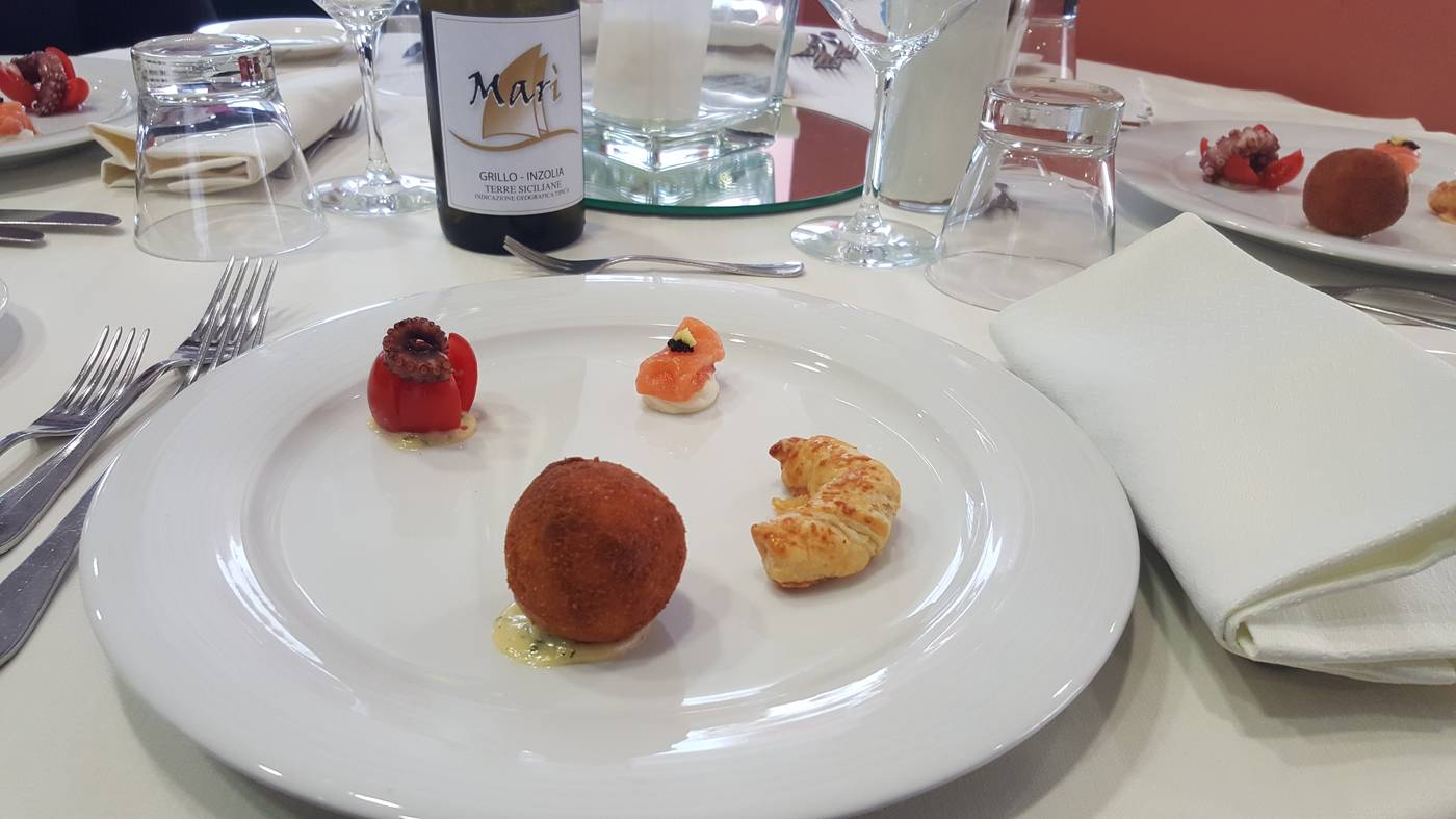 Marina-Palace-Hotel-Spa---Congress-Hall-Restaurant-16