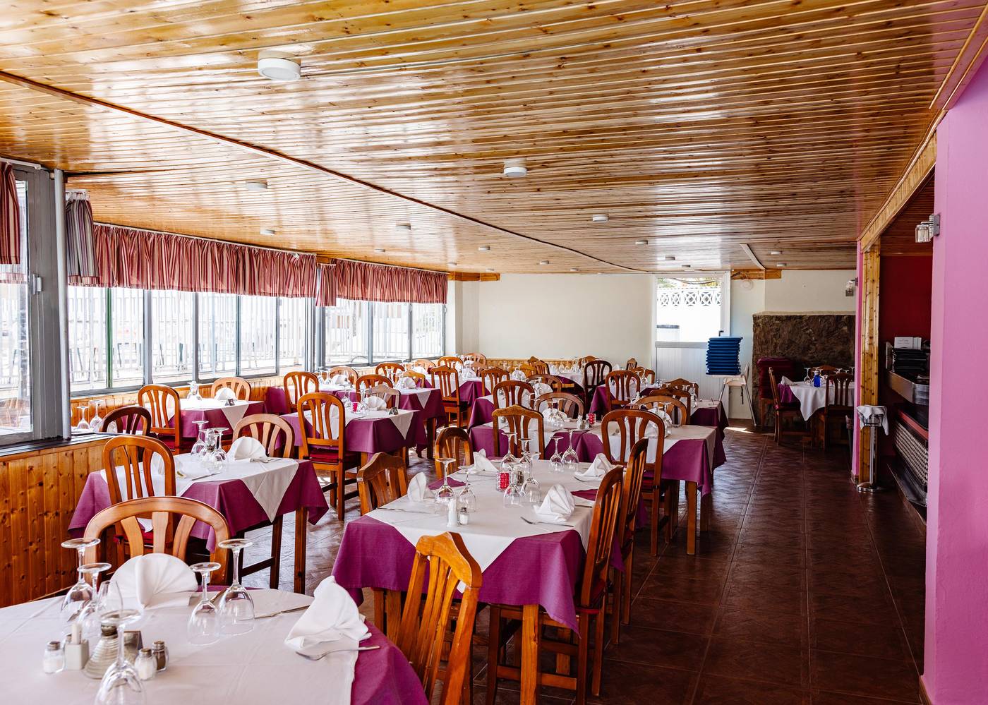 Servatur-Montebello-Apartments-Restaurant-29