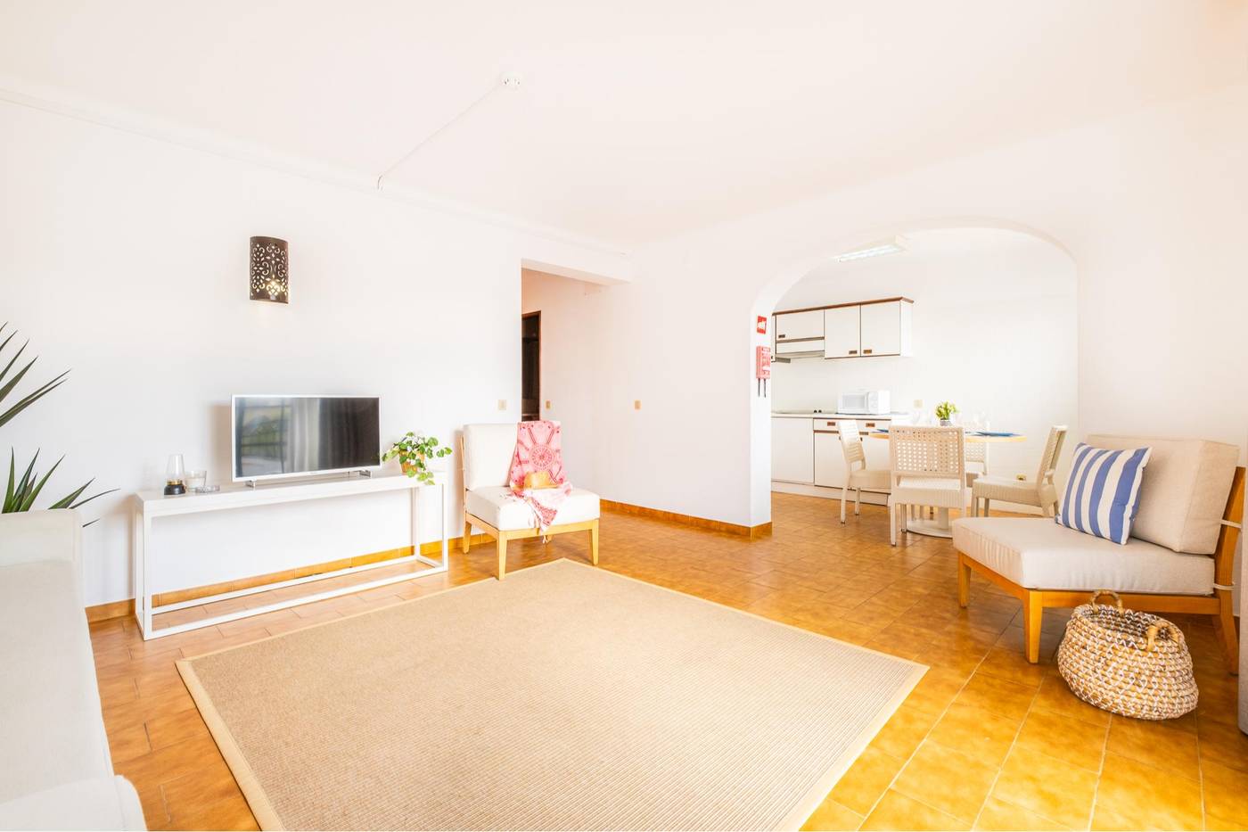 Novochoro-Apartments-Room-28