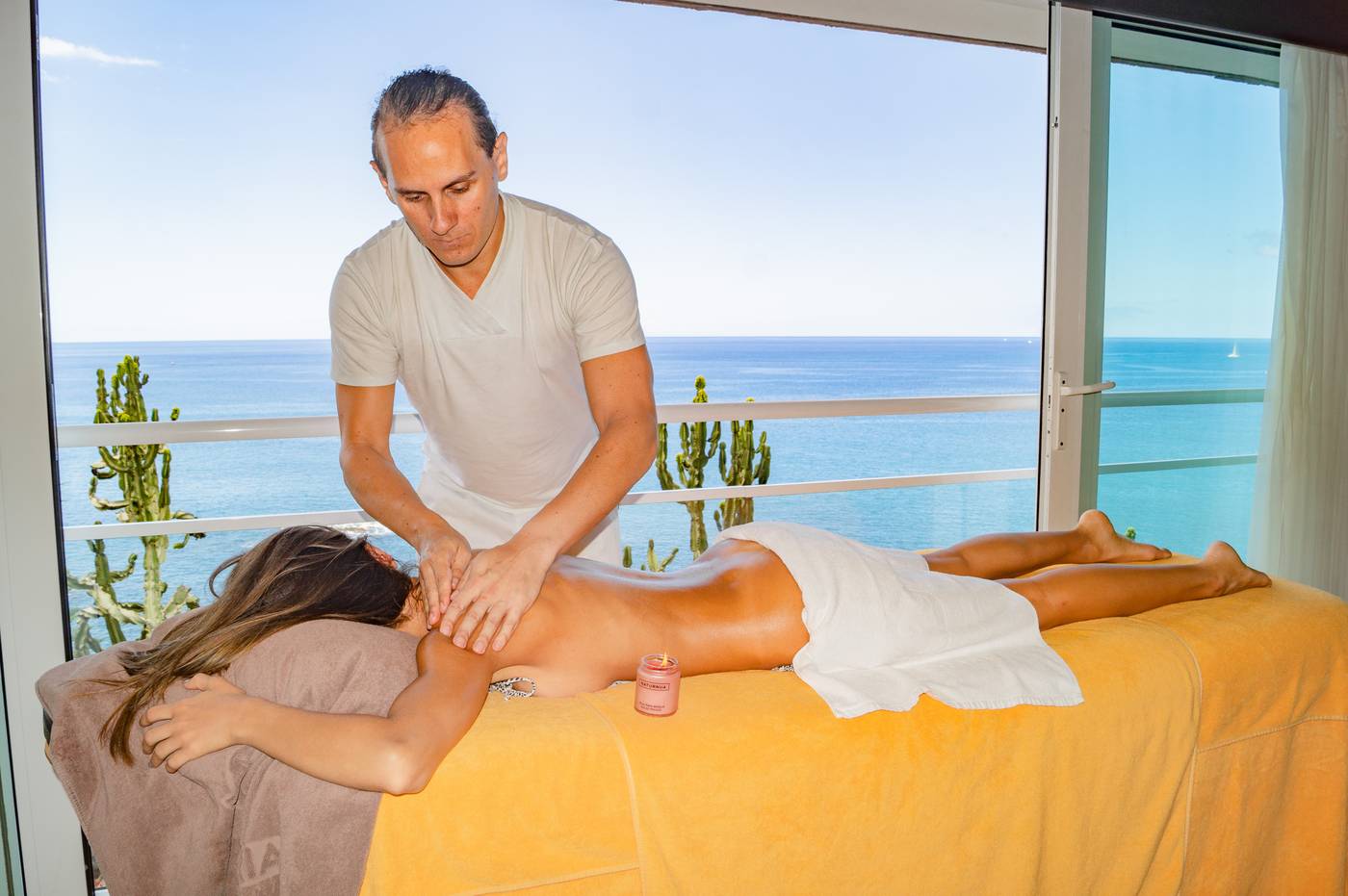 Orca-Praia-Sports-and-Entertainment-48