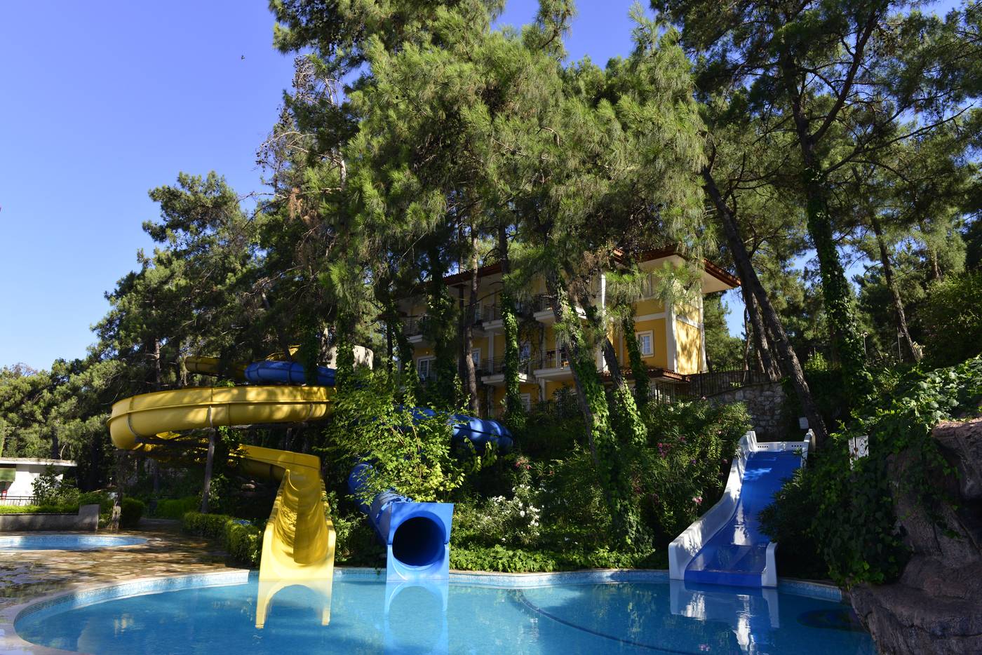 Grand-Yazici-Club-Turban-Thermal-Hotel-Pool-13