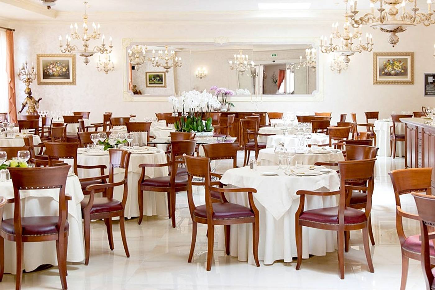 Diamond-Hotel-and-Resort-Naxos-Taormina-Restaurant-42