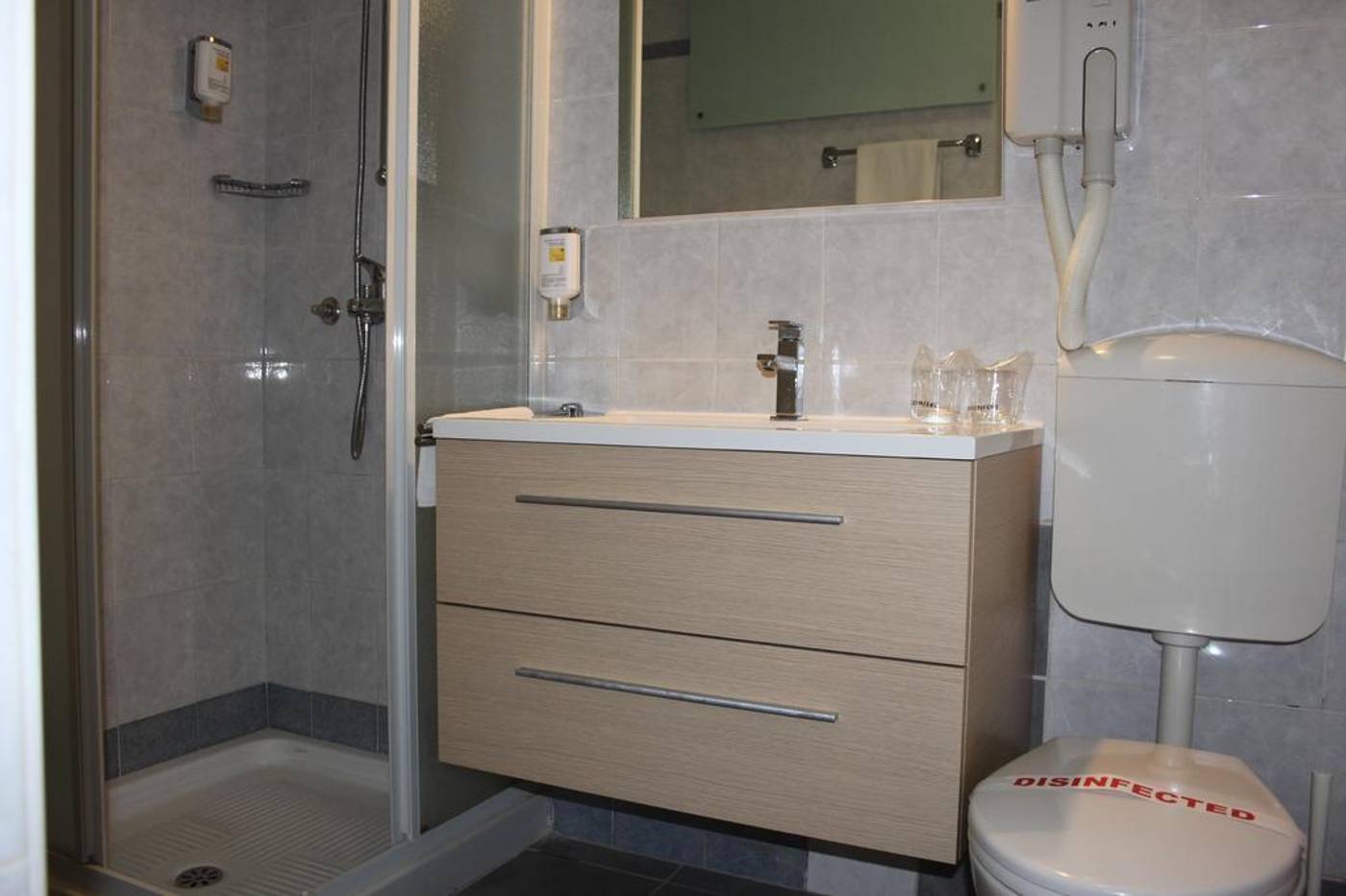 Ljubljana Resort-Slovenia-LJUBLJANA-Room-10