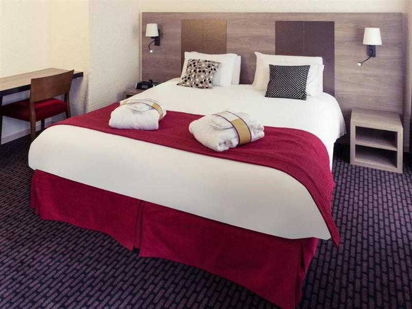 Mercure Annecy Centre Hotel-France-Annecy-General view-3