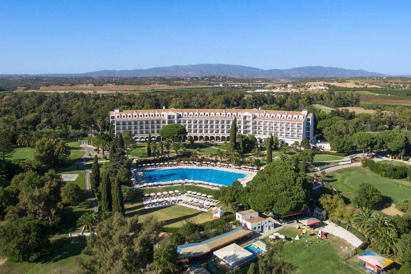 Le-Meridien-Penina-Golf---Resort-General-view-18
