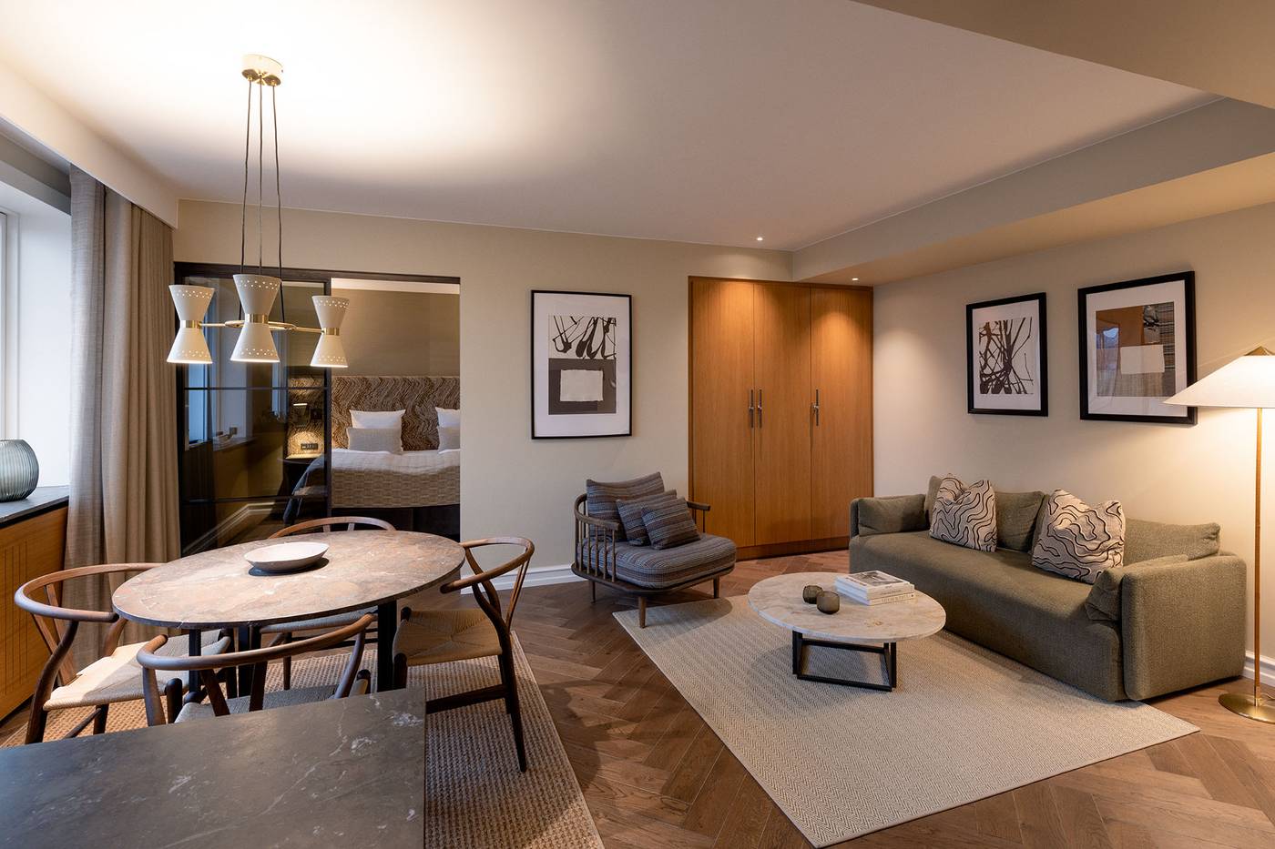 Hypernym-Luxury-Apartments-Room-1