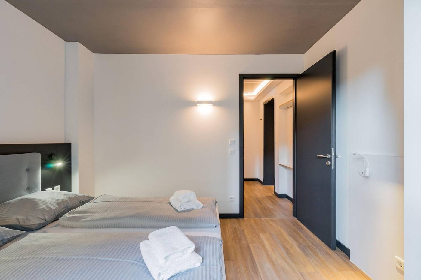 Nena-Apartments-Kreuzberg-61-Room-35