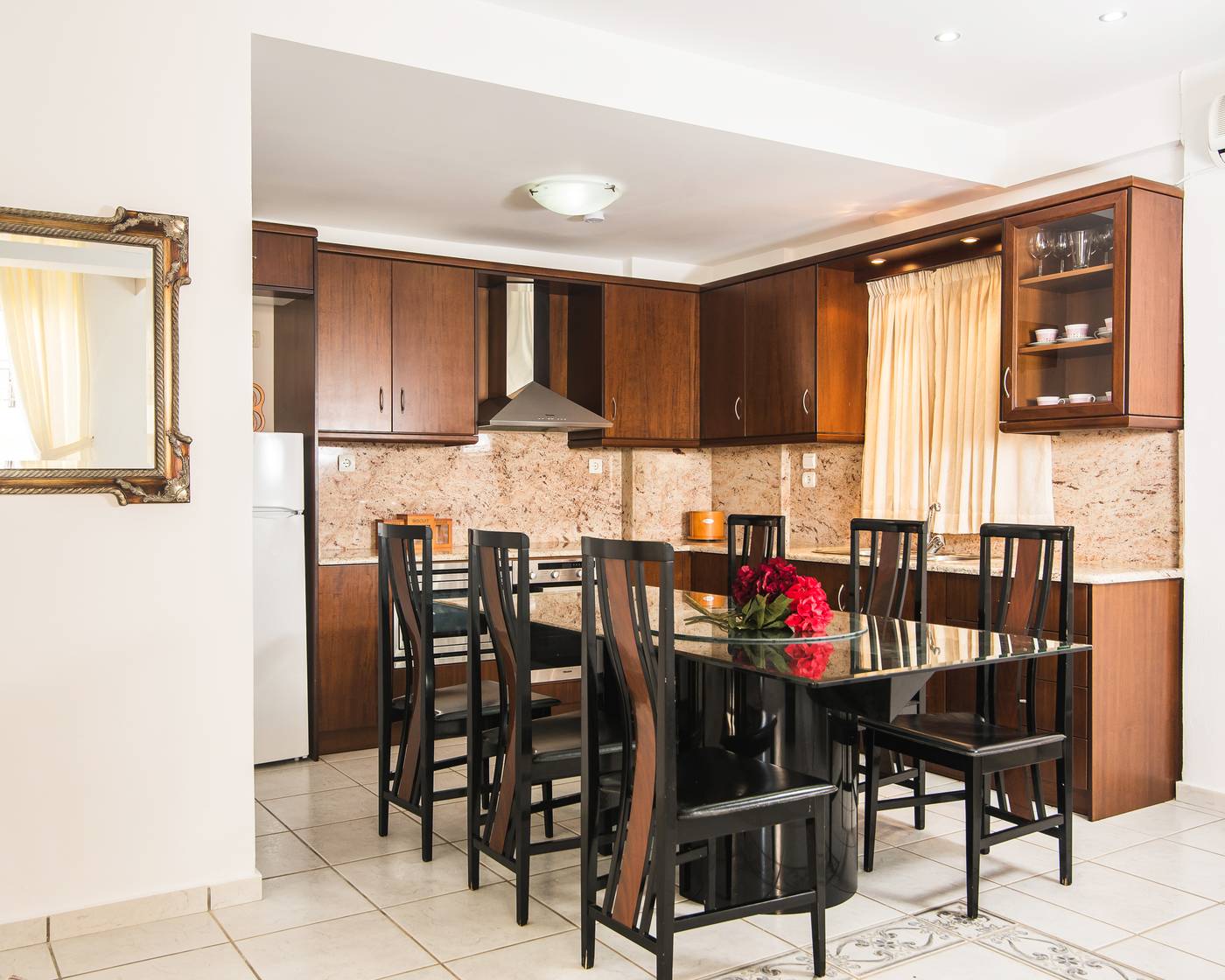 Yiannis-Manos-Apartments-Room-71