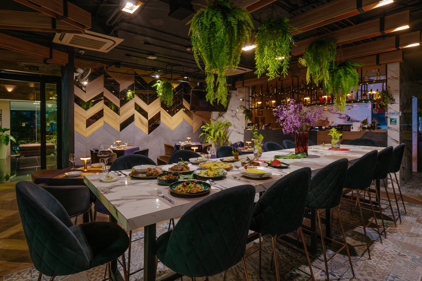 Rak-Elegant-Hotel-Patong-Restaurant-34